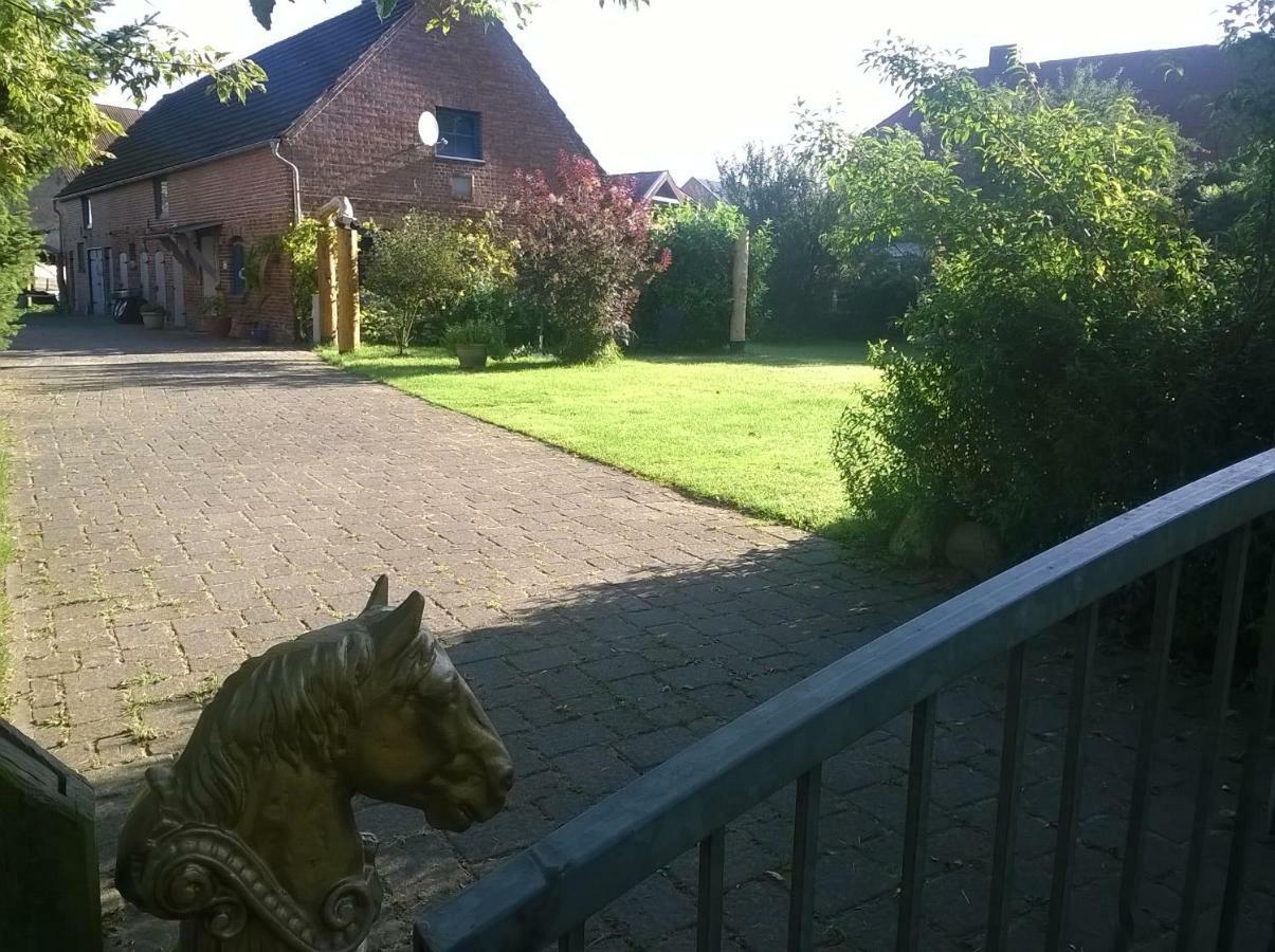 Gemuetliche Ferienwohnung 2 Personen Im Wendland / Elbe Trebel エクステリア 写真
